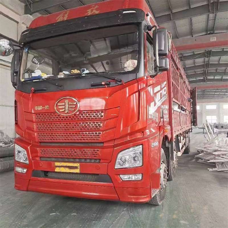 樟树市石渠县进仓物流：专线直达的多元货运之旅